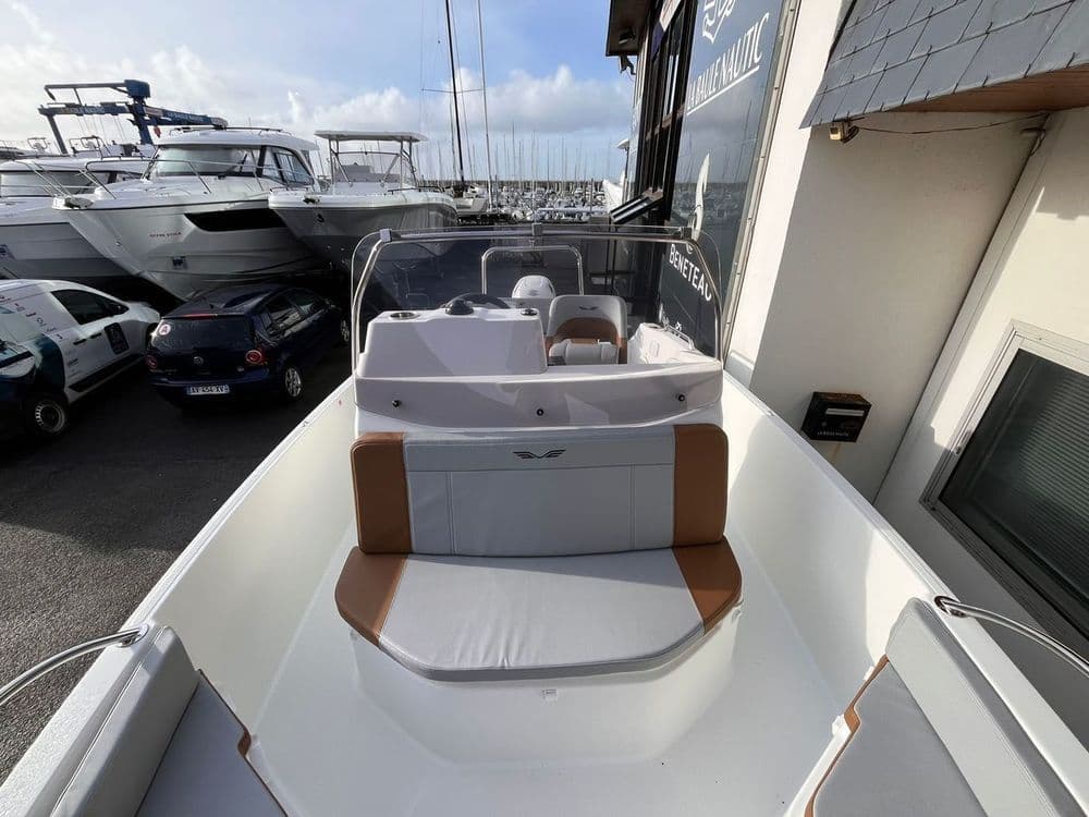 BENETEAU FLYER 6 SPACEDECK - Photo 6