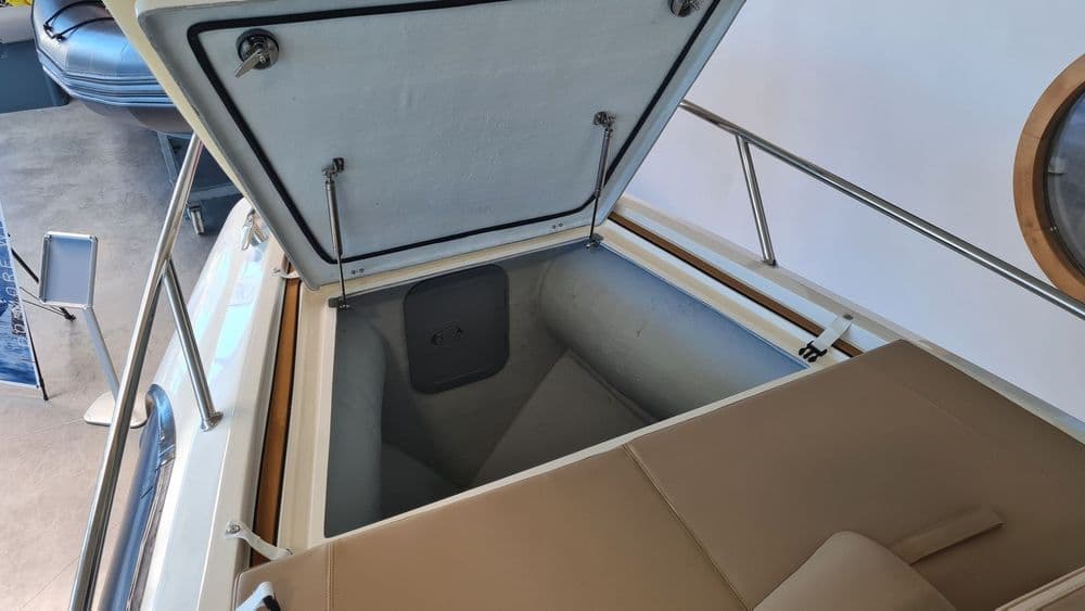NUOVA JOLLY PRINCE 28 SPORT CABINE - Photo 22