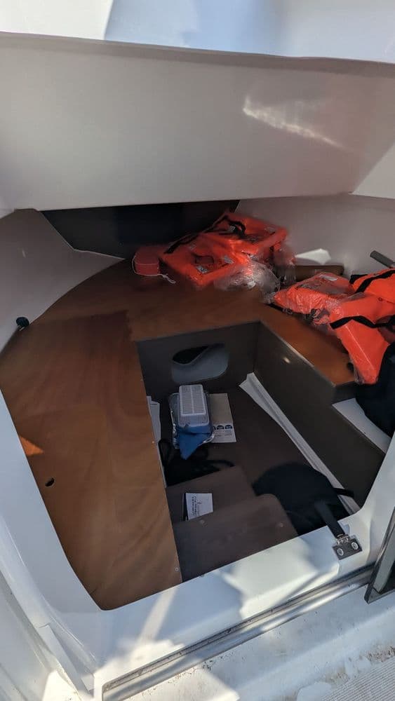 BENETEAU FLYER 7 SUNDECK - Photo 13