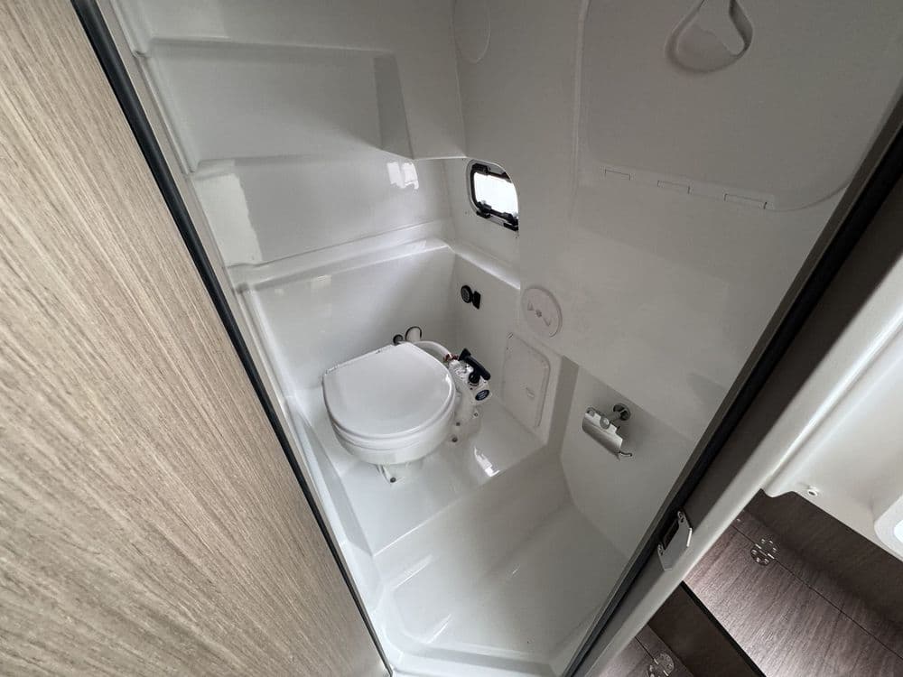 BENETEAU FLYER 8 SUNDECK - Photo 2