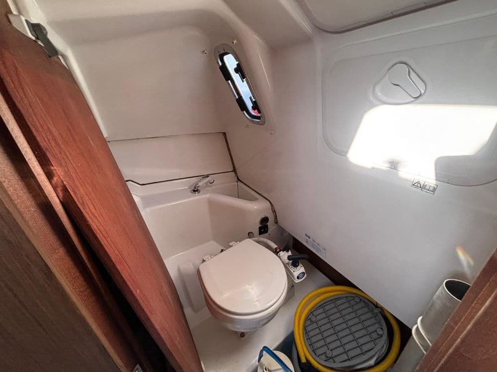 BENETEAU FLYER 7.7 SUNDECK - Photo 7