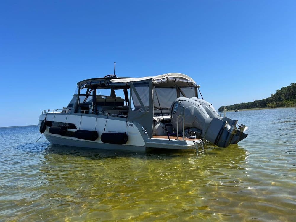INVICTUS 370GTS - Photo 9