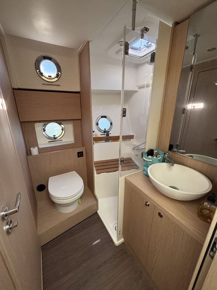 BENETEAU SWIFT TRAWLER 48 - Photo 14