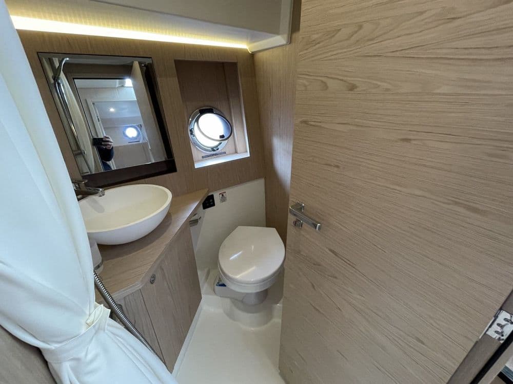 BENETEAU Swift Trawler 41 fly - Photo 32