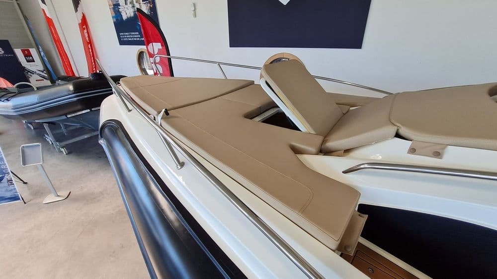 NUOVA JOLLY PRINCE 28 SPORT CABINE - Photo 4