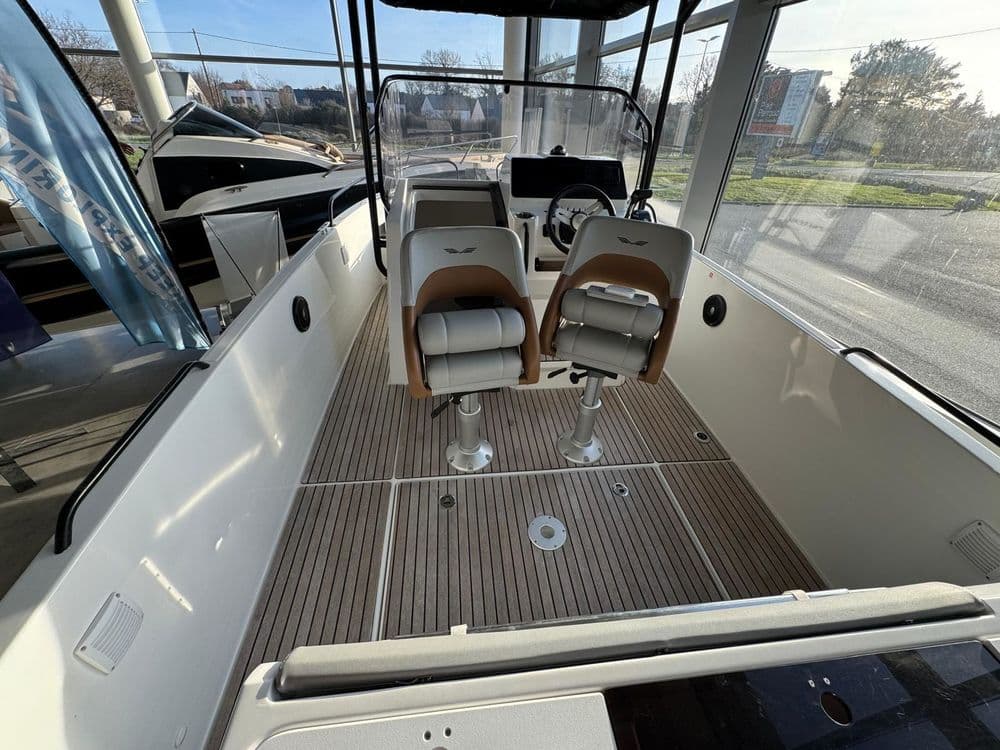 BENETEAU Flyer 7 Spacedeck Fishing - Photo 5