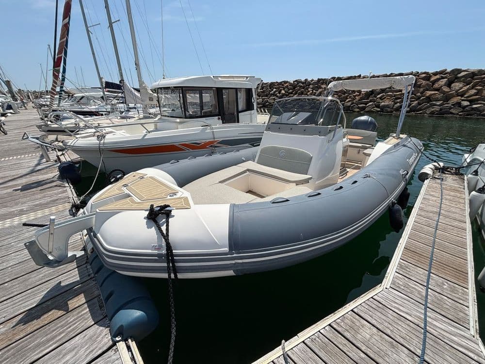CAPELLI TEMPEST 800 - Photo 1
