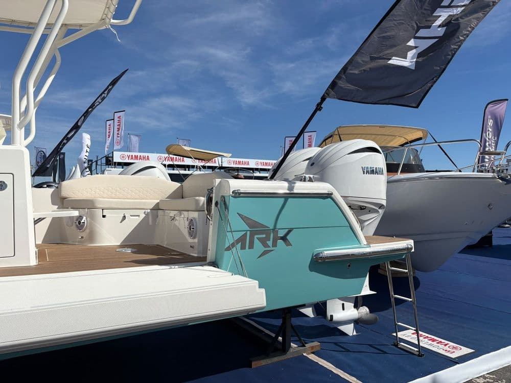 WHITE SHARK 280 CC - Photo 2