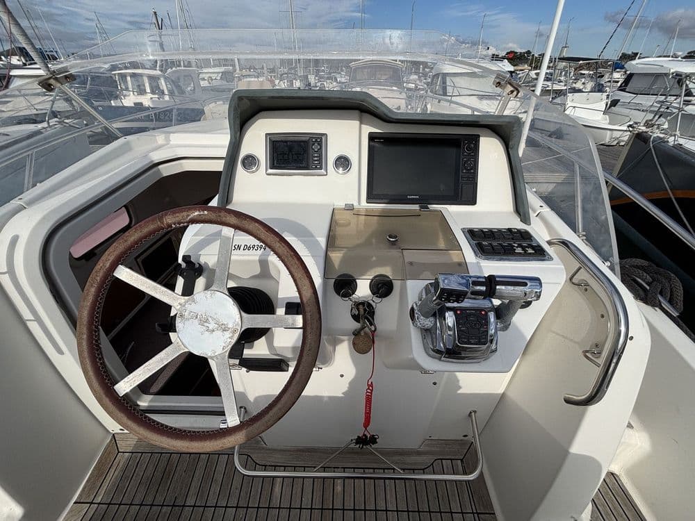 WHITE SHARK 298 - Photo 3