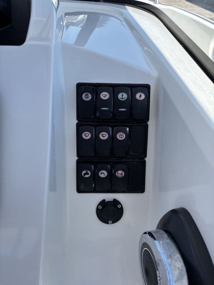 BENETEAU BARACUDA 7 - Photo 20