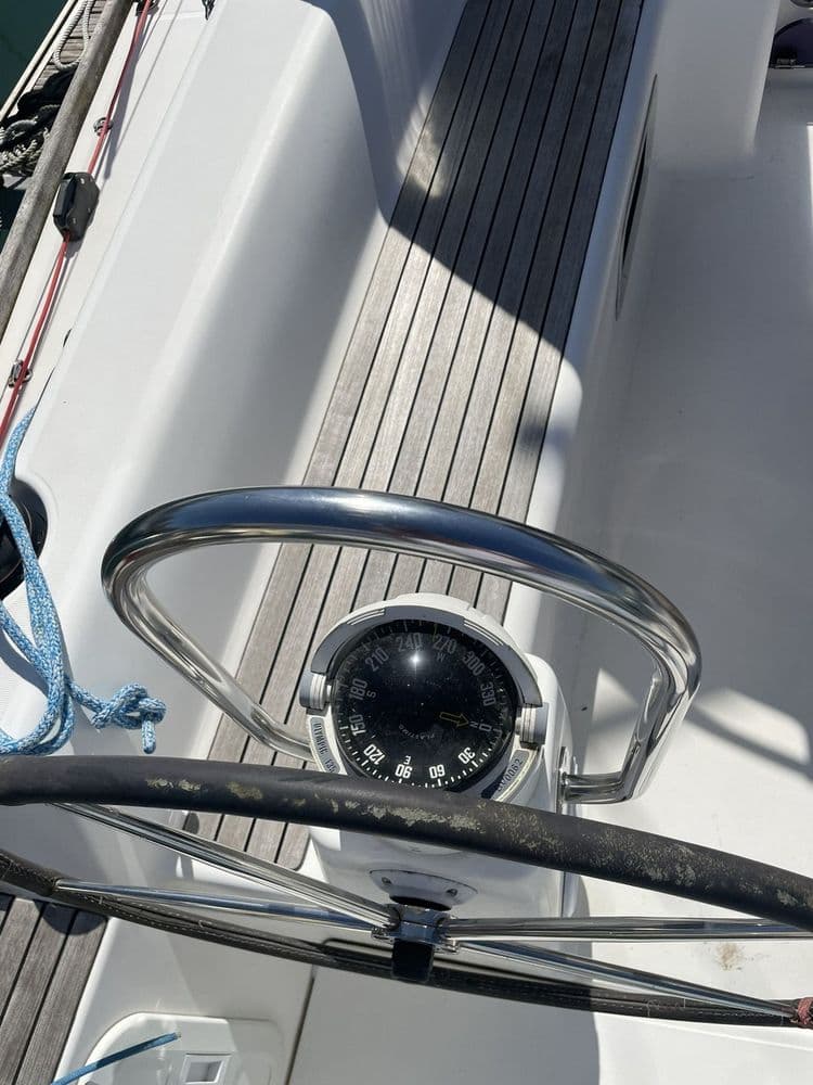 DUFOUR YACHTS DUFOUR 335 - Photo 10
