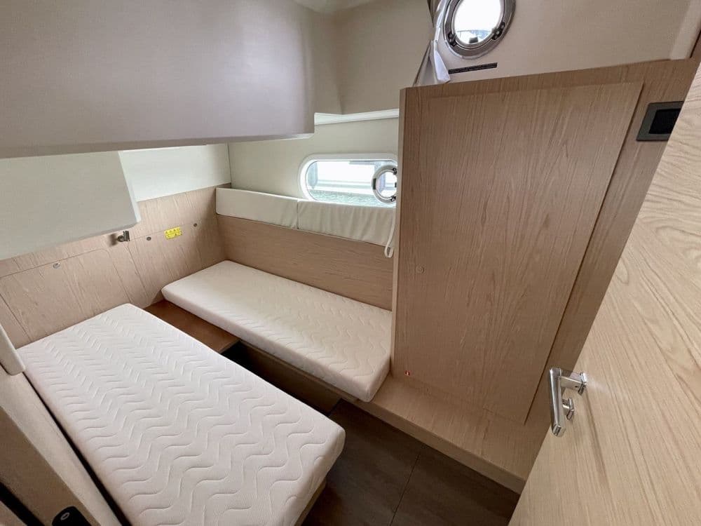 BENETEAU Swift Trawler 41 fly - Photo 13
