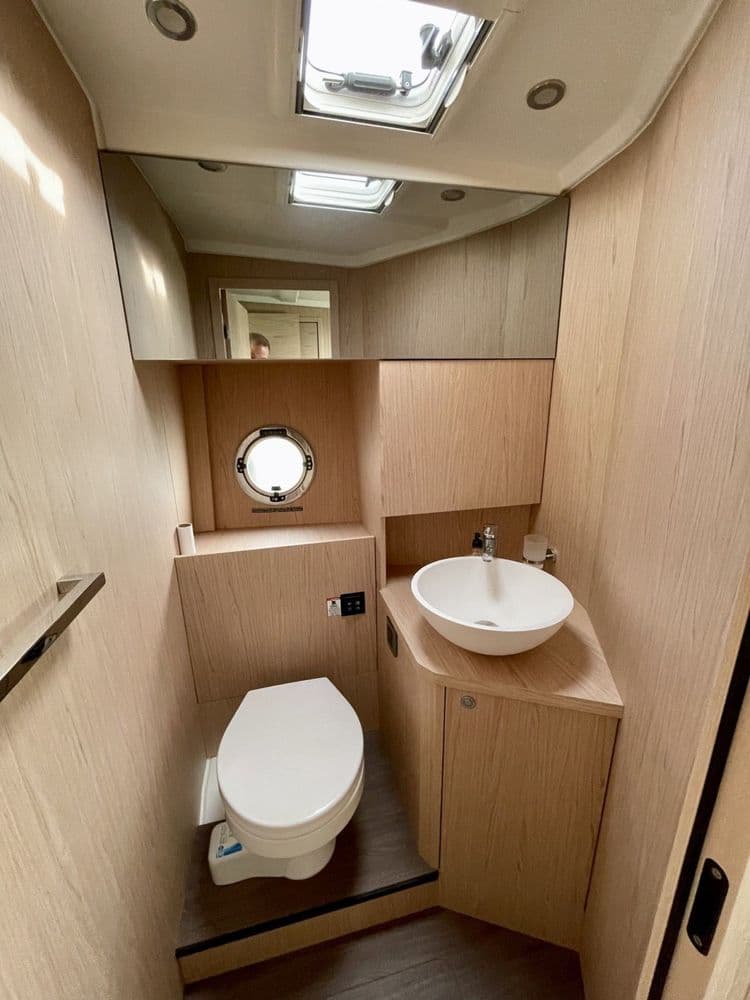 BENETEAU Swift Trawler 41 fly - Photo 15
