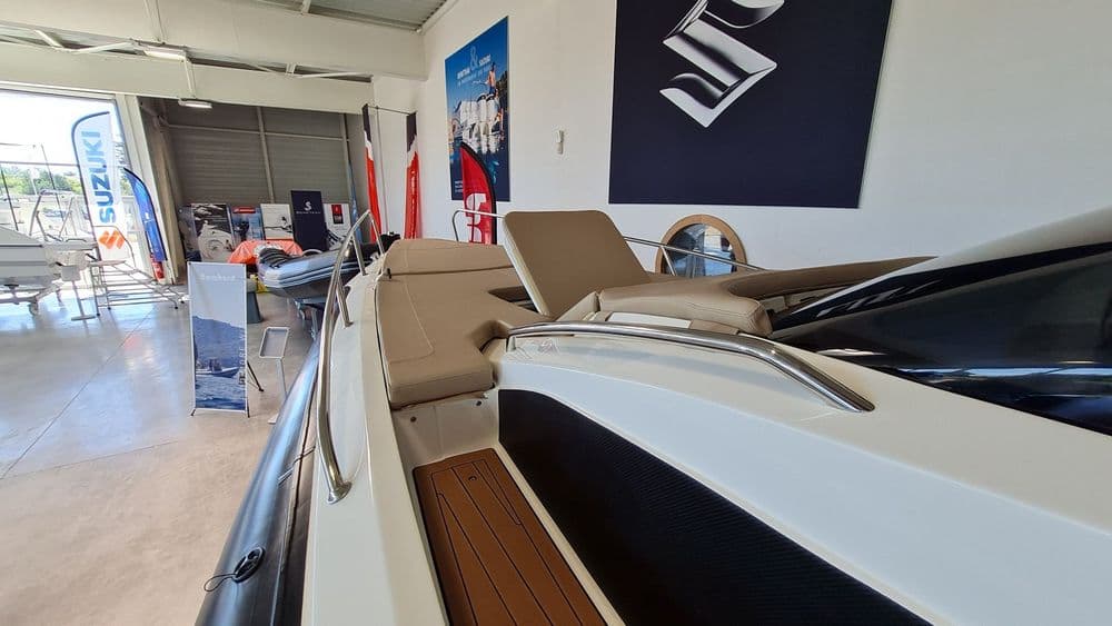 NUOVA JOLLY PRINCE 28 SPORT CABINE - Photo 9