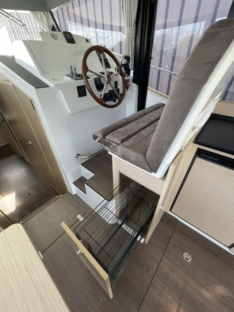 DELPHIA 12 SEDAN - Photo 15