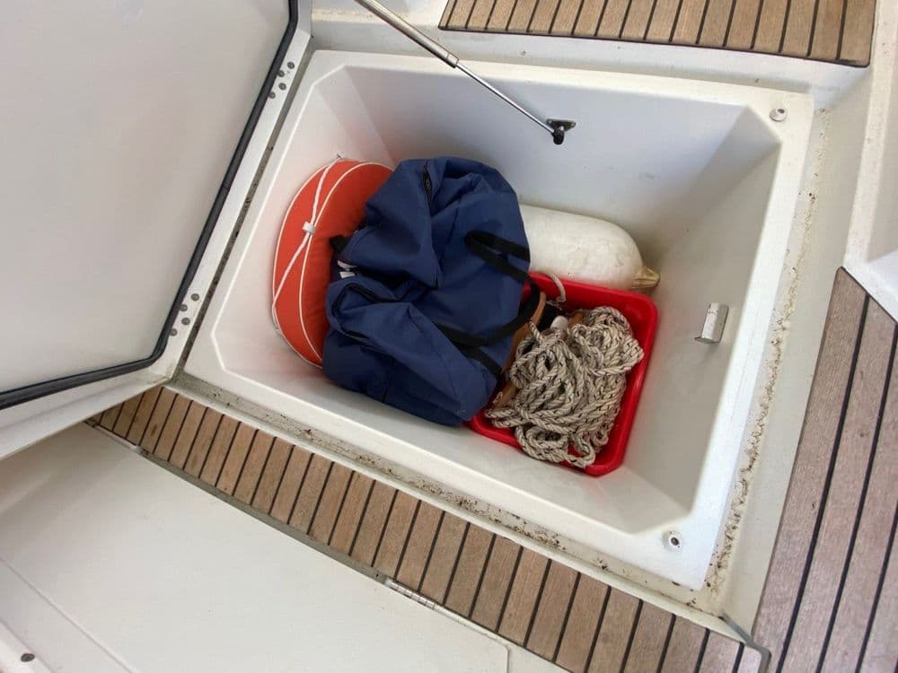 JEANNEAU LEADER 36 - Photo 24