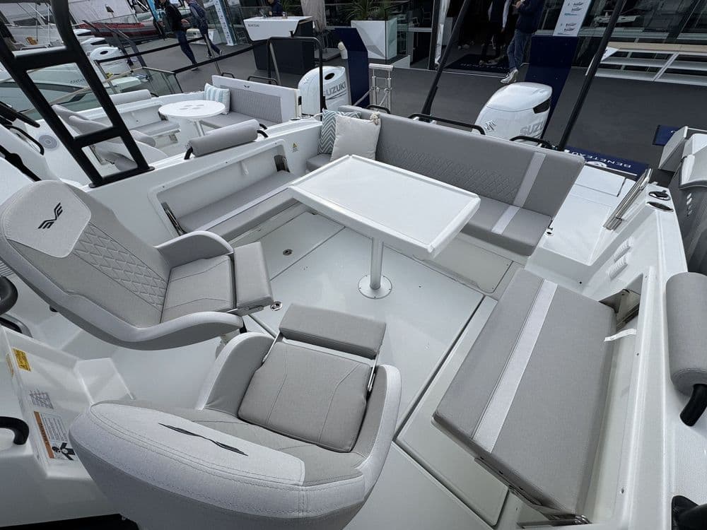 BENETEAU FLYER 8 SUNDECK - Photo 10