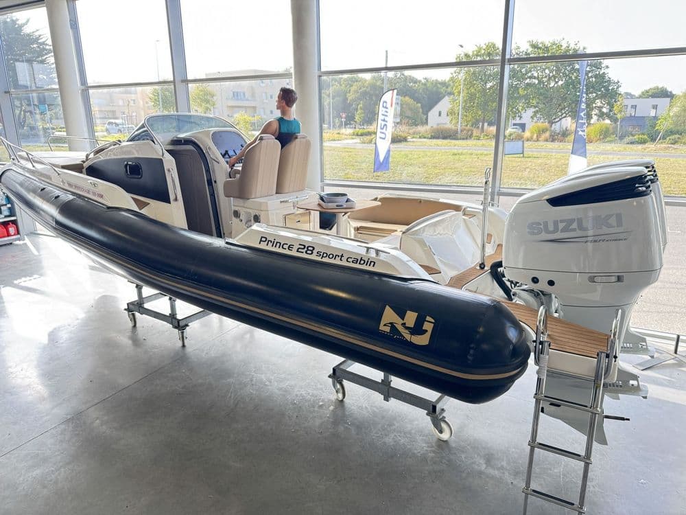NUOVA JOLLY PRINCE 28 SPORT CABINE - Photo 2