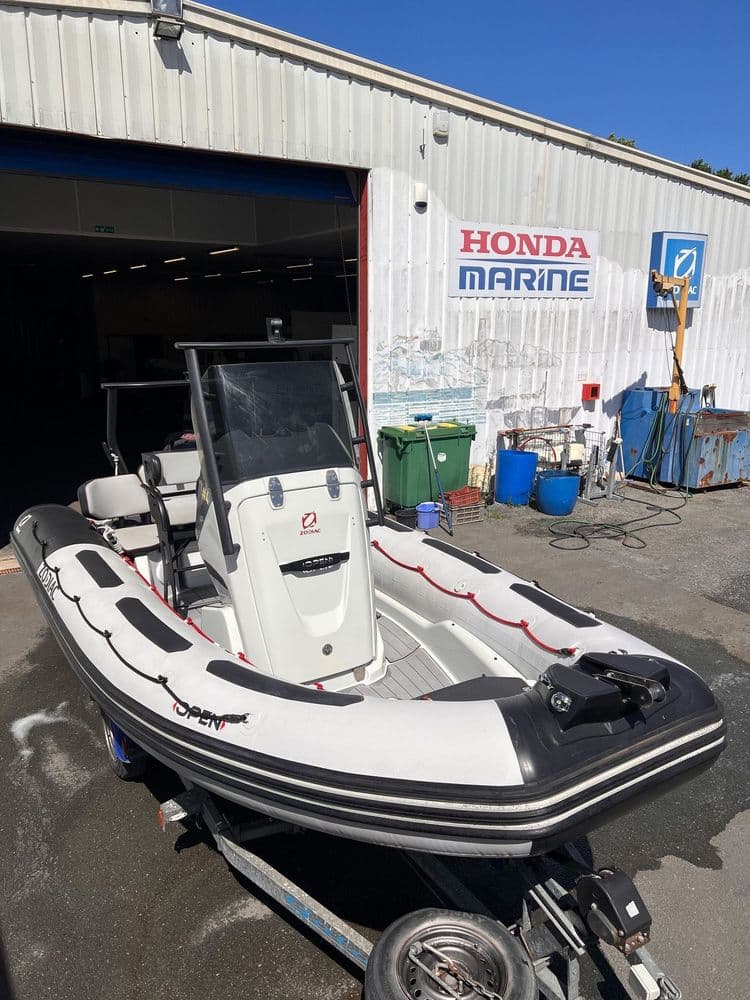 ZODIAC OPEN 5.5 - Photo 2