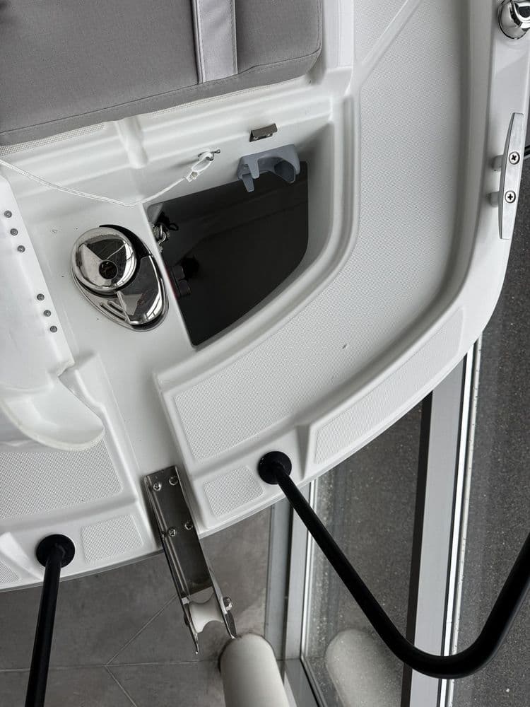 BENETEAU FLYER 8 SUNDECK - Photo 3