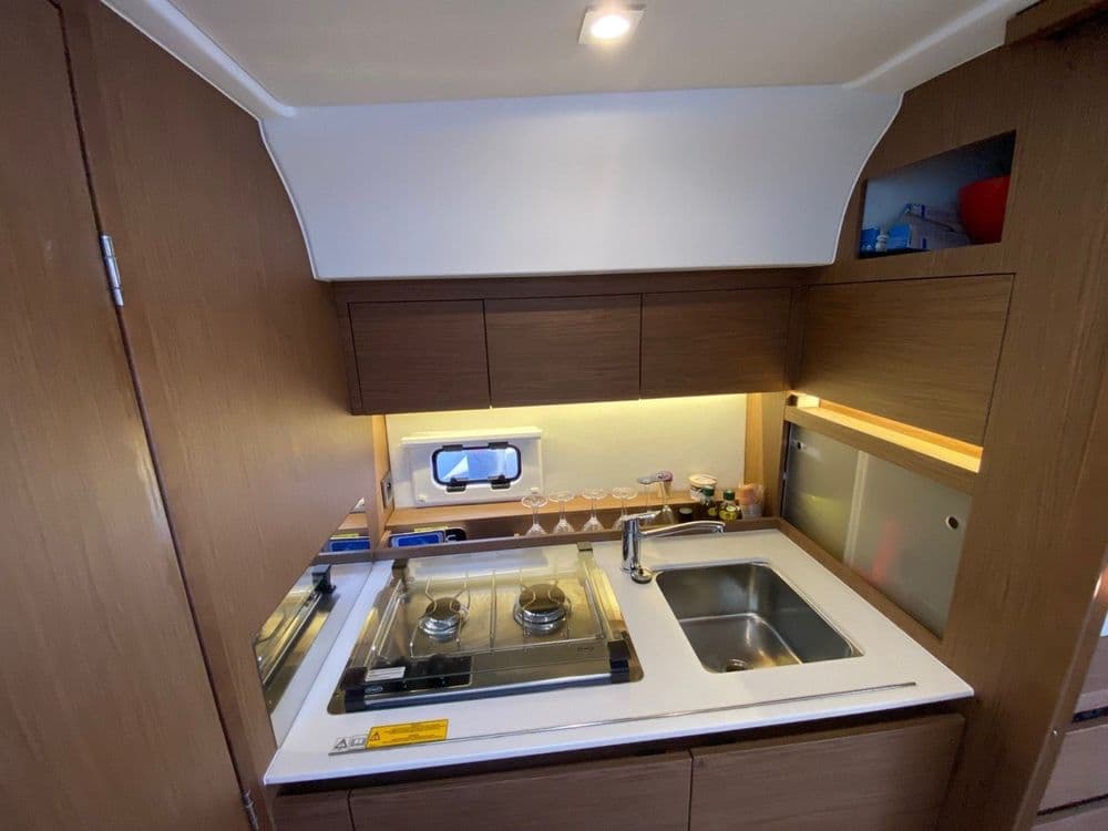 JEANNEAU LEADER 36 - Photo 17