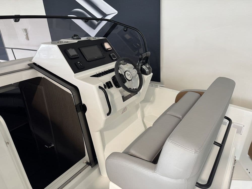 BENETEAU FLYER 9 SUNDECK - Photo 11