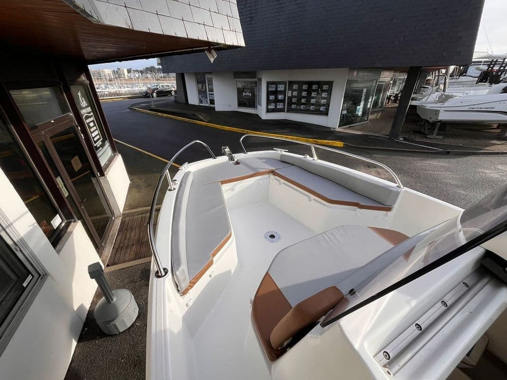 BENETEAU FLYER 6 SPACEDECK - Photo 3
