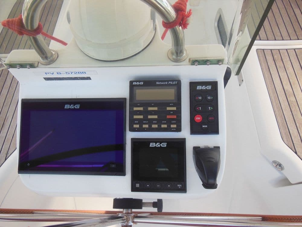 BENETEAU OCEANIS 393 - Photo 5