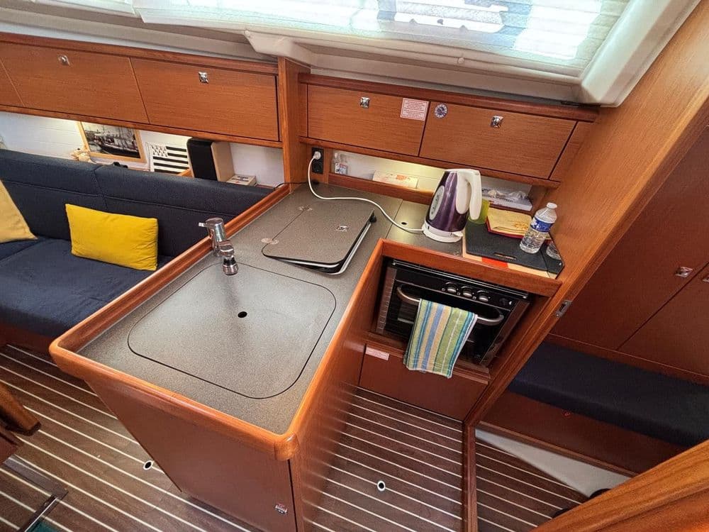 BAVARIA 34 CRUISER - Photo 6