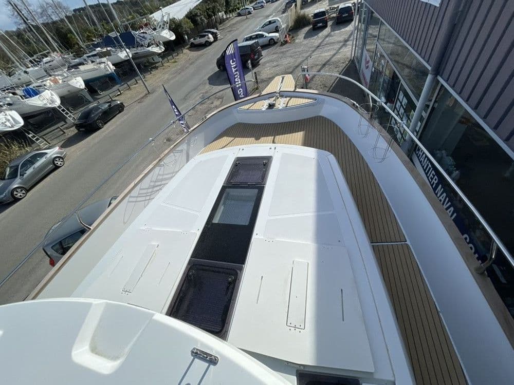 DELPHIA 12 SEDAN - Photo 27
