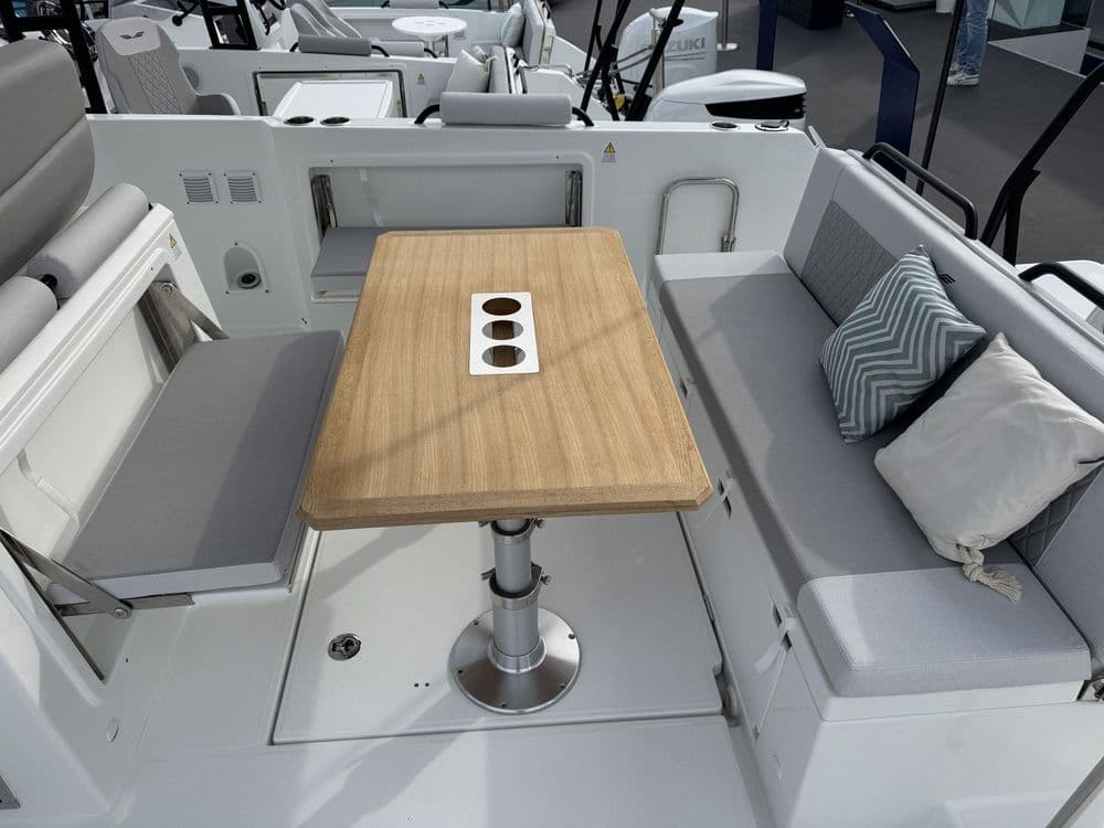 BENETEAU FLYER 9 SPACEDECK - Photo 11