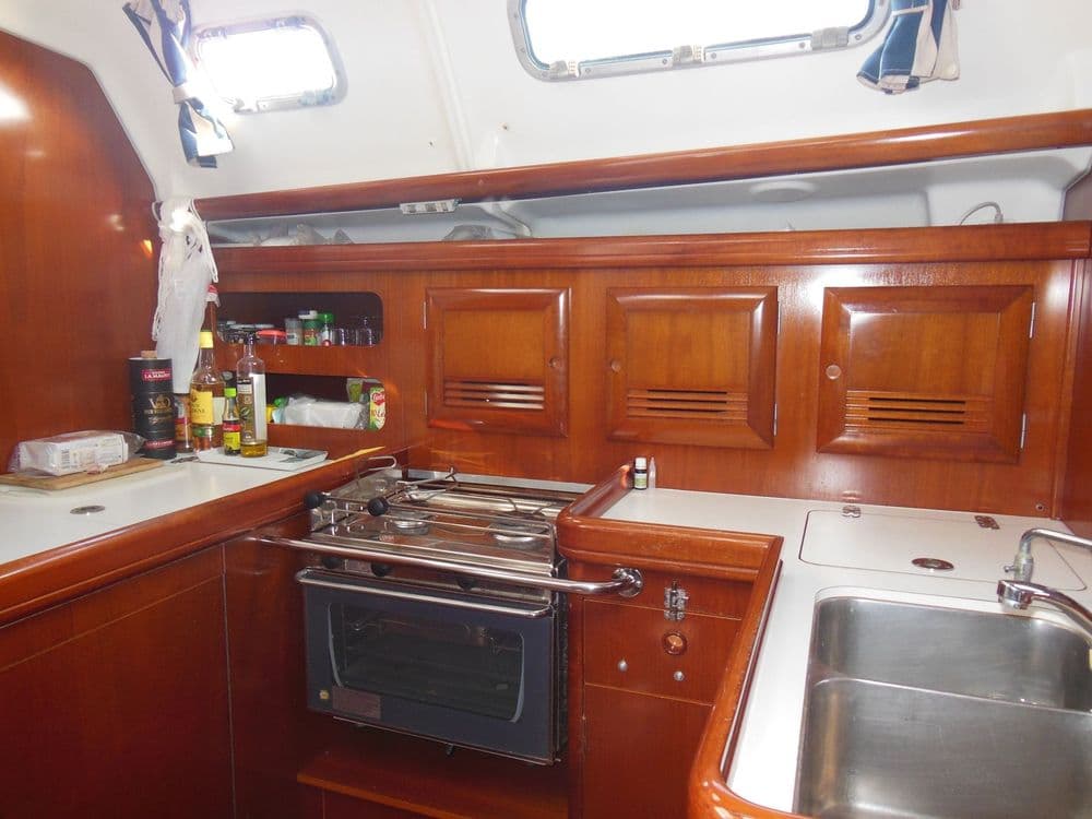BENETEAU OCEANIS 393 - Photo 7