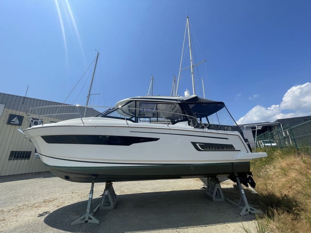 JEANNEAU Merry Fisher 8.95 - Photo 1