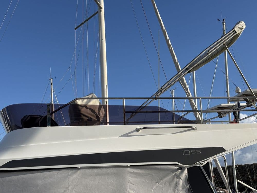 JEANNEAU MERRY FISHER 1095 FLY - Photo 16