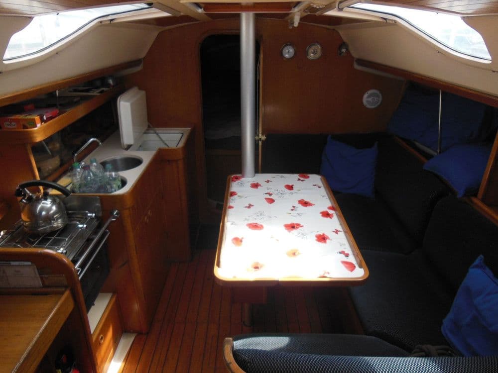 BENETEAU OCÉANIS 320 - Photo 7