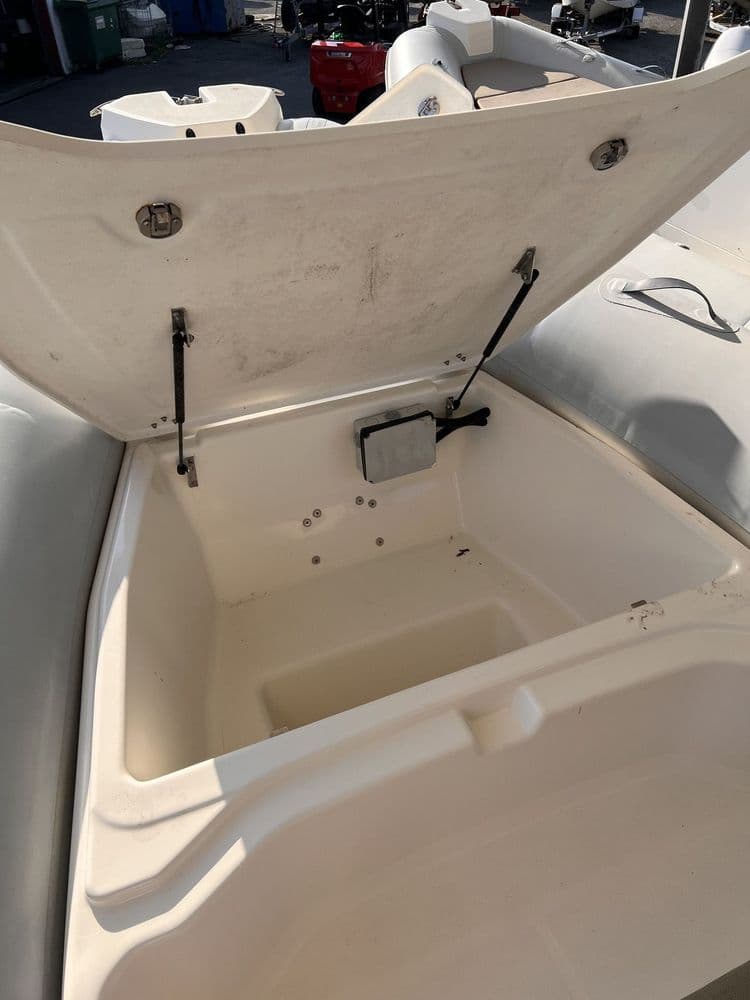 ZODIAC MEDLINE 7.5 - Photo 12