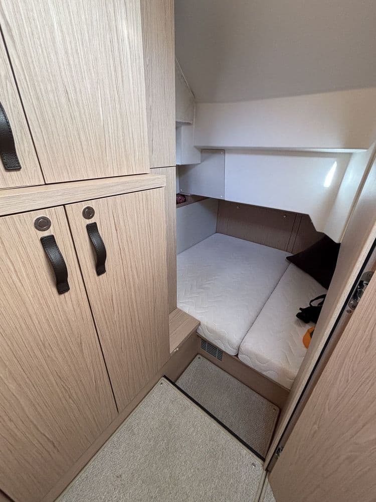 BENETEAU SWIFT TRAWLER 48 - Photo 15