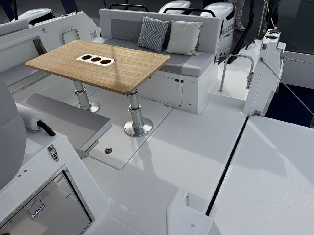 BENETEAU FLYER 9 SPACEDECK - Photo 10