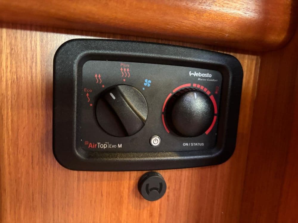 BAVARIA 34 CRUISER - Photo 25