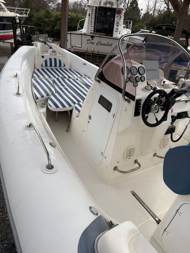 ZODIAC MEDLINE 8 - Photo 2