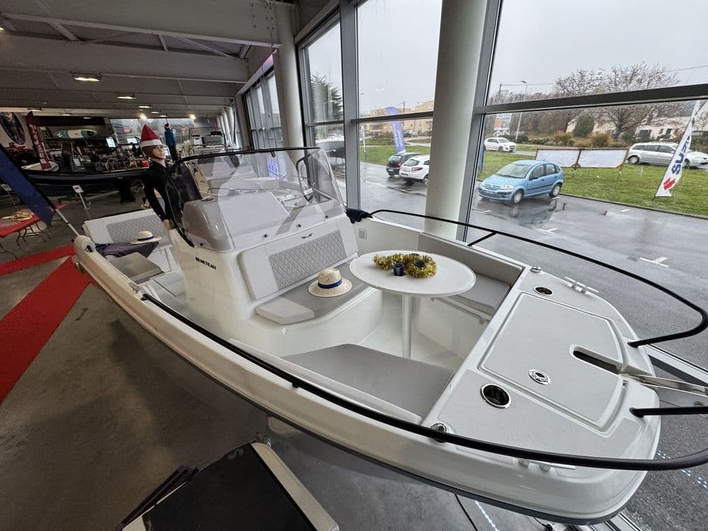 BENETEAU FLYER 7 SPACEDECK - Photo 2