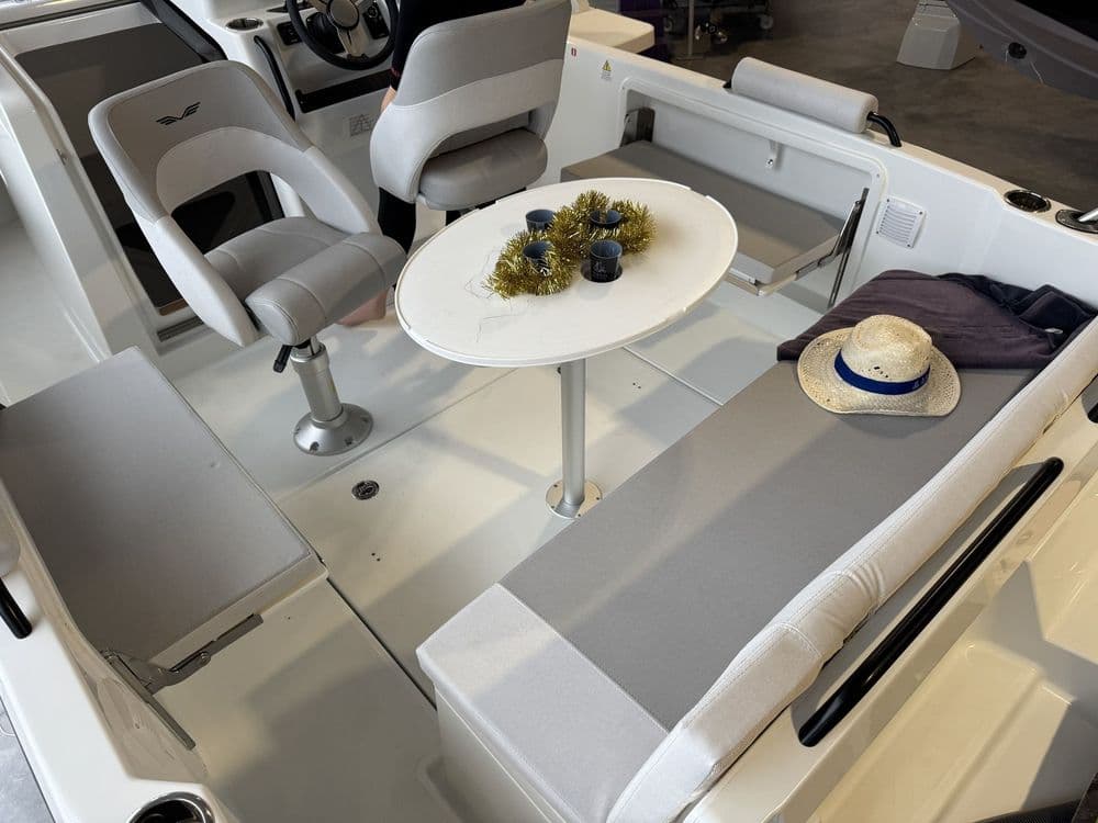 BENETEAU FLYER 7 SPACEDECK - Photo 6