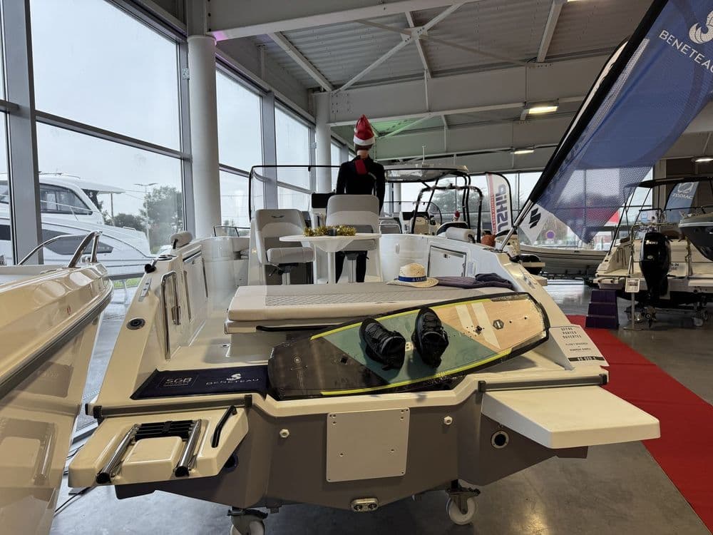 BENETEAU FLYER 7 SPACEDECK - Photo 4