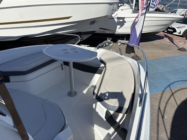 BENETEAU FLYER 6.6 SPACEDECK - Photo 7
