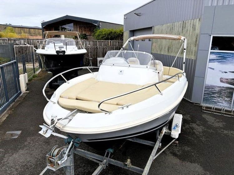 BENETEAU FLYER 550 SUNDECK - Photo 3