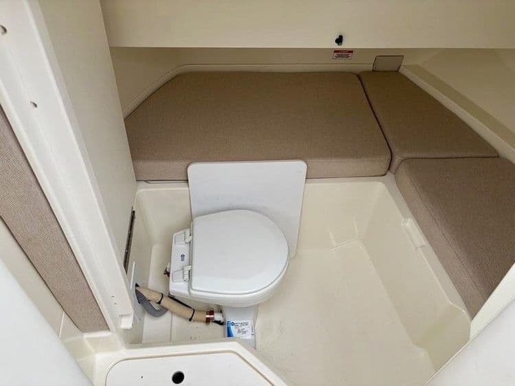 SEA RAY 250 SDX OB - Photo 13
