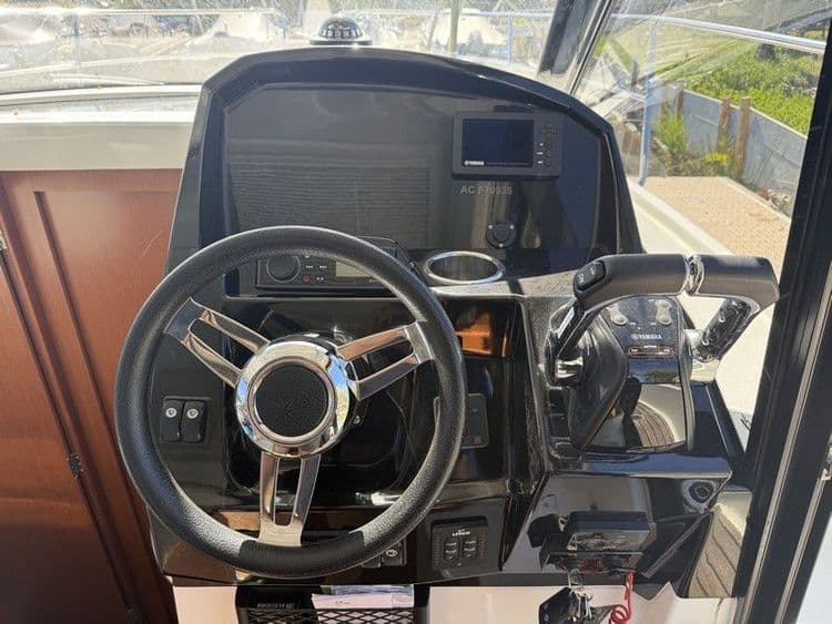 JEANNEAU MERRY FISHER 895 OFFSHORE - Photo 7