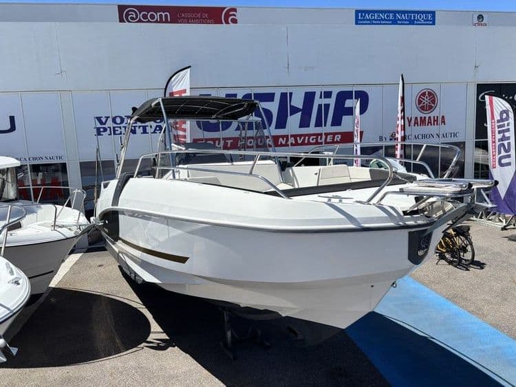 BENETEAU FLYER 8.8 - Photo 3