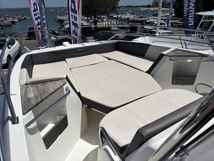 BENETEAU FLYER 8.8 - Photo 13