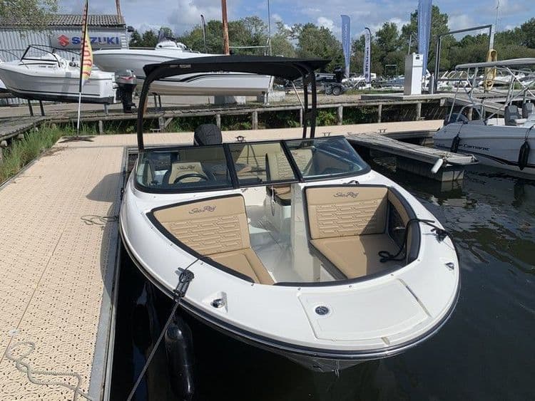 SEA RAY SPX 210 OB - Photo 2